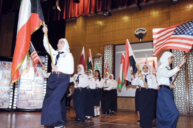 رفع العلمين الكويتي والاميركي تعبيرا عن التعاون المستمر بين البلدين