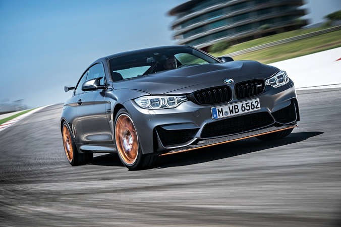 BMW M4 GTS تجربة قيادة لا تنسى