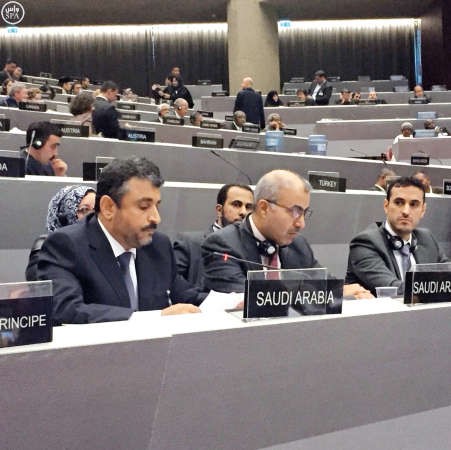 مساعد رئيس مجلس الشورى السعودي ديحيى بن عبدالله الصمعان خلال اجتماعات الدورة 33 بعد المائة للجمعية العمومية للاتحاد البرلماني الدولي في جنيف	واس﻿