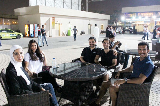 حضور من الطلبة والطالبات