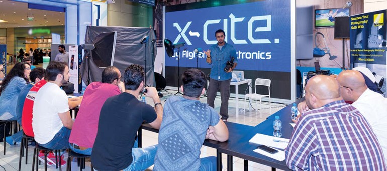 جانب من الورشة الاحترافية حول التصوير الفوتوغرافي بـ Xسايت