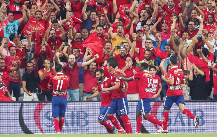 لاعبو الاهلي امام تحديات جديدة في بطولة الدوري﻿