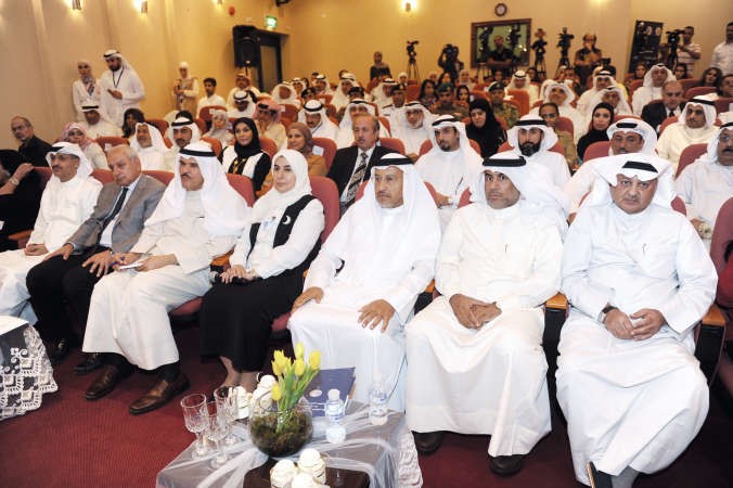 وزير الاعلام الشيخ سلمان الحمود ووكيل وزارة الاعلام طارق المزرم والوكيل المساعد محمد العواش ومدير التطبيقي بالانابة دفاطمة الكندري ودعيسى المشيعيهاني الشمري