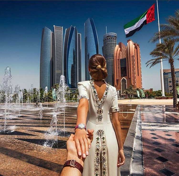 بالصور.. تعرف على الحبيبان الأكثر متابعة على انستغرام في العالم.. شاهد صورهما في الدول العربية