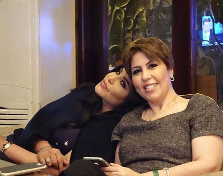 بالصور.. «جلسة صلح» تجمع أحلام وفجر السعيد في دار الأوبرا المصرية