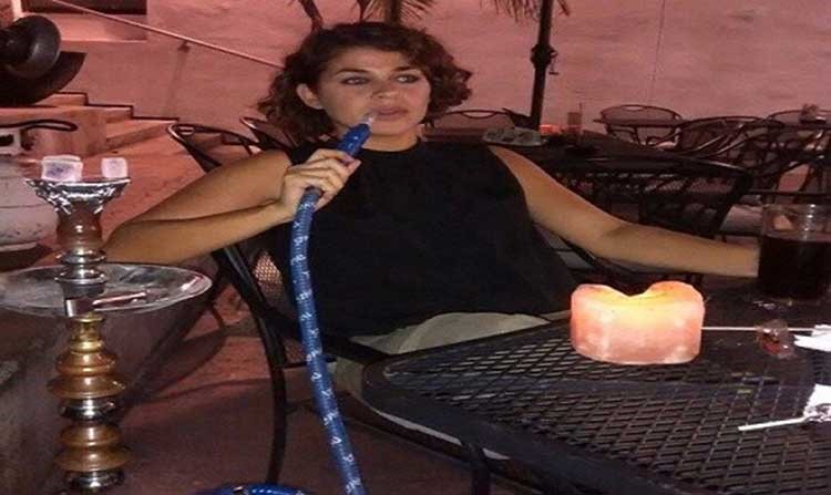 بالصور.. 15 فناناّ «الشيشة عندهم مزاج»