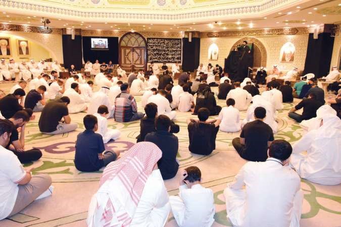 جانب من الحضور في حسينية الاوحد﻿