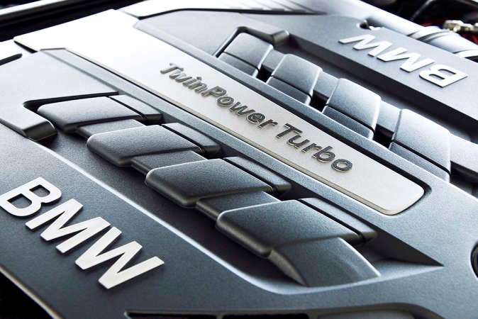 مظهر مفعم بالأحاسيس.. إنه جوهر التصميم في سيارات BMW
