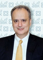 ميشيل العقاد ﻿