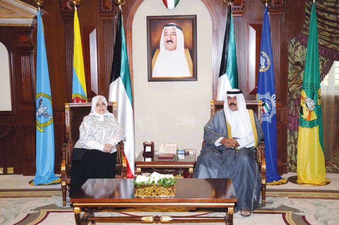 سمو ولي العهد لدى استقباله هند الصبيح 