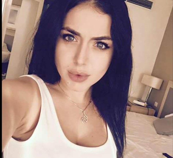 بالصور.. هيا مرعشلي نسخة عن والدتها الراحلة رندة بالجمال والفن