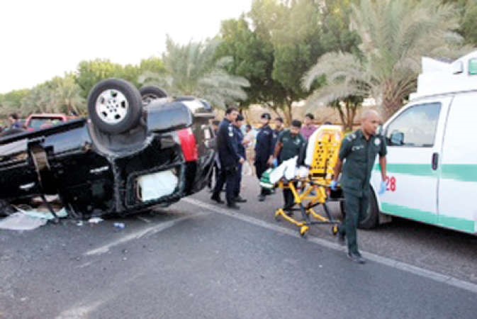 رجال الاطفاء ينقذون المواطنة ﻿