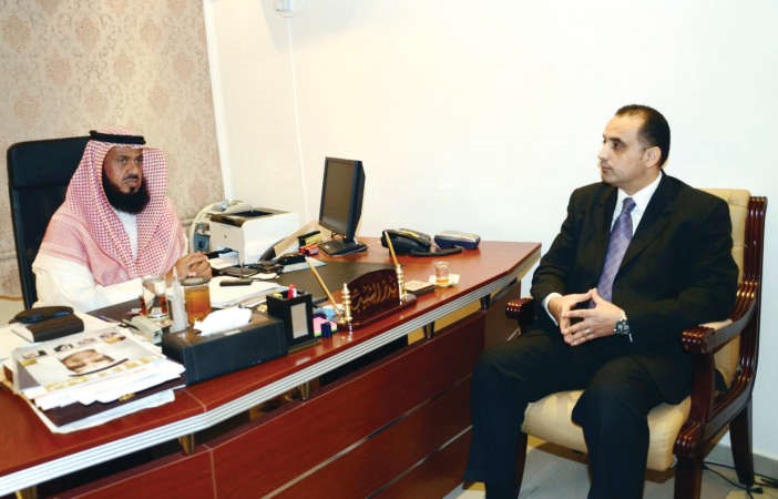بدر الشبيب متحدثا للزميل طارق عرابي﻿