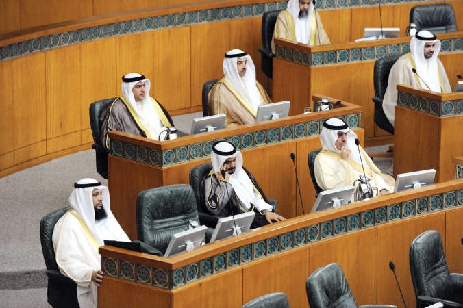 حمدان العازمي ودعبدالرحمن الجيران وجمال العمر وم محمد الهدية وماضي الهاجري ودمحمد الحويلة وحمود الحمدان﻿