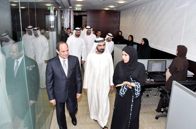 عبدالفتاح السيسي خلال جولته مع الشيخ محمد بن راشد ال مكتوم
