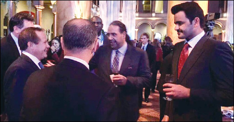 الشيخ احمد الفهد مع الشيخ جوعان بن حمد خلال اجتماعات انوكفي واشنطن
