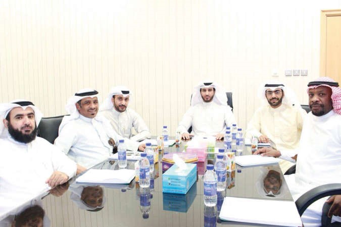 اعضاء جمعية الاحمدي خلال المؤتمر﻿