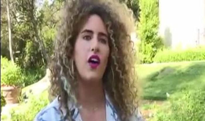 بالفيديو.. الفنانة السعودية طمطم تتجه للغناء في لوس أنجلوس
