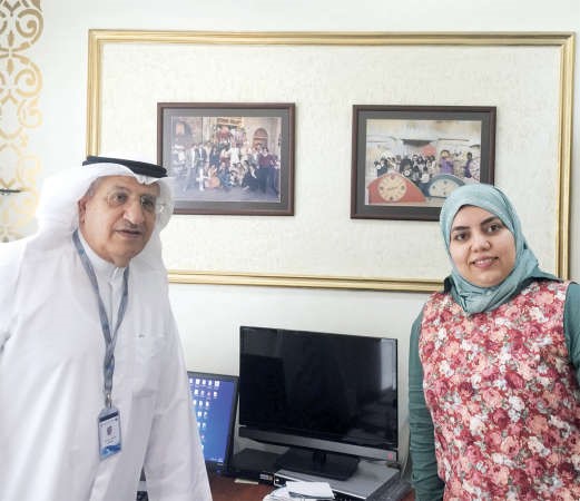 المدير التنفيذي لمؤسسة الانتاج البرامجي المشترك علي الريس مع الزميلة اميرة عزام