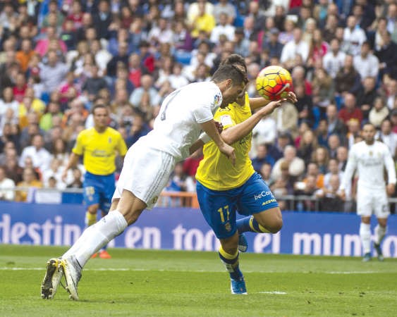 نجم ريال مدريد كريستيانو رونالدو يواصل ضرب فرق الليغا	 افپ﻿