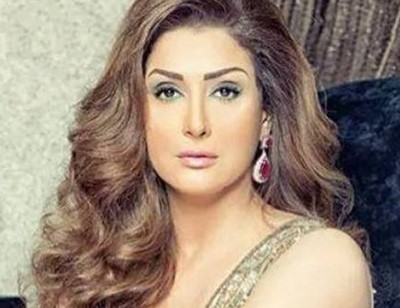 بالصور.. غادة عبدالرازق تحتفل مع أصدقائها بعيد الهالوين