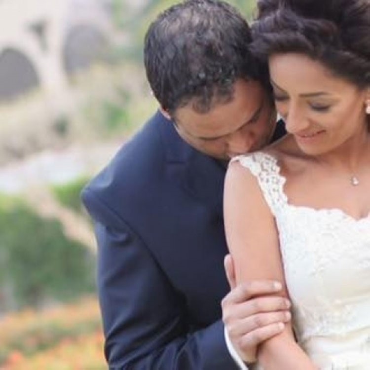 شاهد.. هند الحناوي طليقة الفيشاوي الابن تنشر صورة زفافها