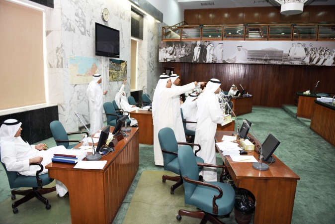عدد من الاعضاء يحتجون على عدم الدعوة لعقد اللجنة الفنية فريال حماد