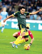 باكا يتلاعب بحارس لاتسيو افپ