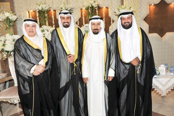 الشيخ علي الجابر مهنئا﻿
