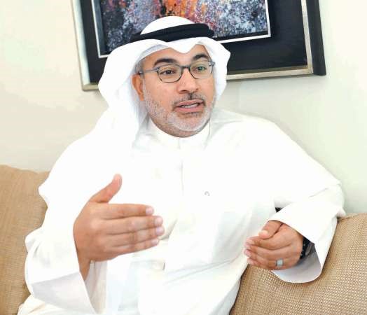 عصام الطواري خلال لقائه مع الانباء 