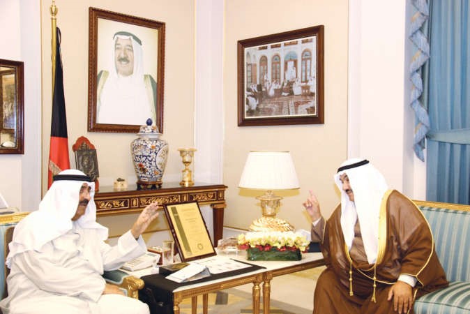 سمو الشيخ ناصر المحمد والشيخ مشعل الاحمد﻿