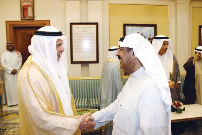 الشيخ مشعل الاحمد مستقبلاد عادل الطبطبائي﻿