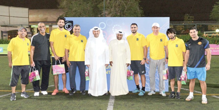 ومع لاعبي منتخب الكويت الوطني﻿