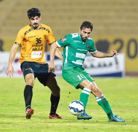 فراس الخطيب يتلاعب بالمدافع خالد ابراهيم	 الازرق كوم﻿