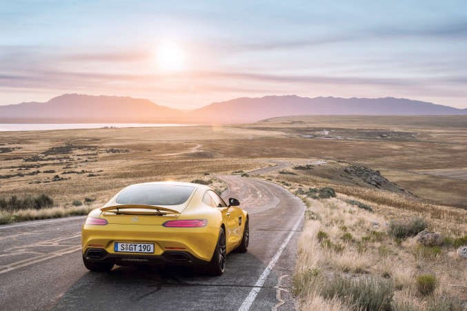 GT S من مرسيدس-AMG تفوز بجائزة سيارة الكوبيه ذات الاداء المتميز
