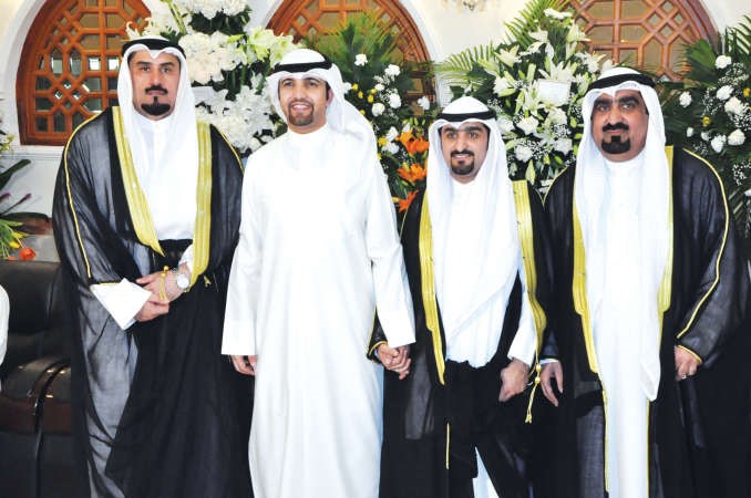 وحيد الخباز وولده المعرس احمد الخباز والنقيب جاسم الخباز ومحمود ابل﻿
