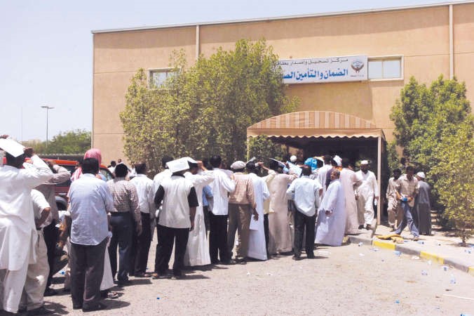 هل خضع التوجه لالغاء التامين الصحي للمقيمين لدراسة وافية وتوفير البدائل المناسبة لاعدادهم الكبيرة