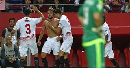 الريال يُهدي برشلونة صدارة الليجا بسقوط مذل أمام إشبيلية