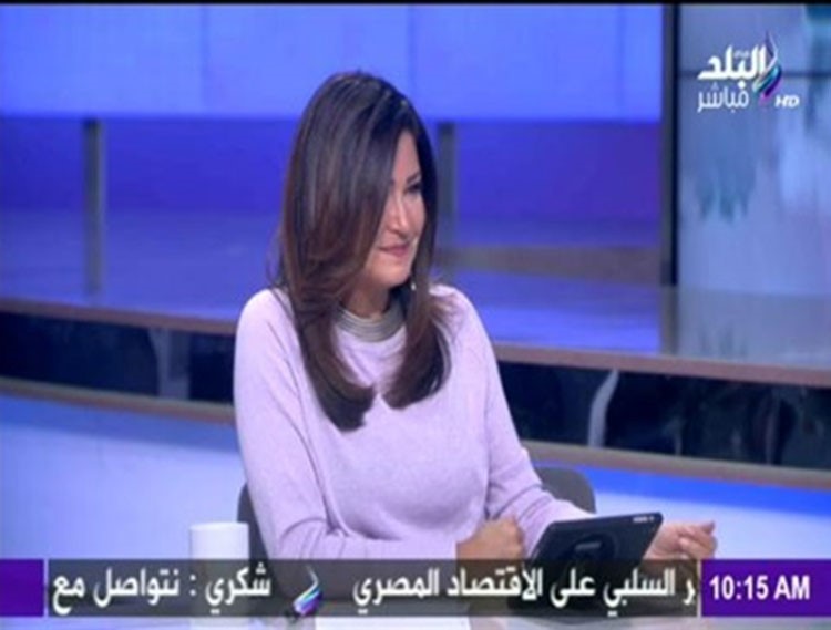 بالفيديو.. بكاء اعلامية مصرية وضيفها على الهواء بسبب السياحة في شرم الشيخ