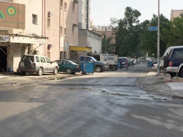 خيطان «زهرة المناطق».. طمستها العشوائية والعمالة السائبة