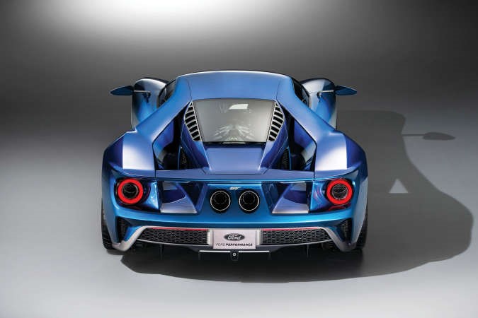 «فورد GT» الخارقة تستعد لخطف الأنظار بمعرض دبي للسيارات