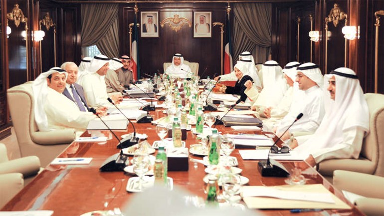 سمو الشيخ جابر المبارك مترئسا اجتماع مجلس الوزراء 