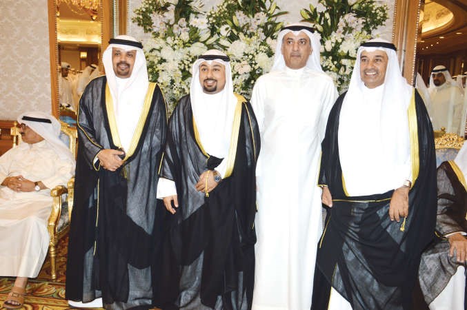 مهلهل الخالد يبارك للمعرس ووالده عادل البعيجان ووالد العروس وليد الحوطي