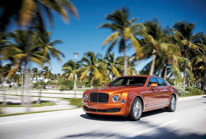 Mulsanne Speed من «بنتلي» تفوز بجائزة «سيارة العام بالشرق الأوسط»