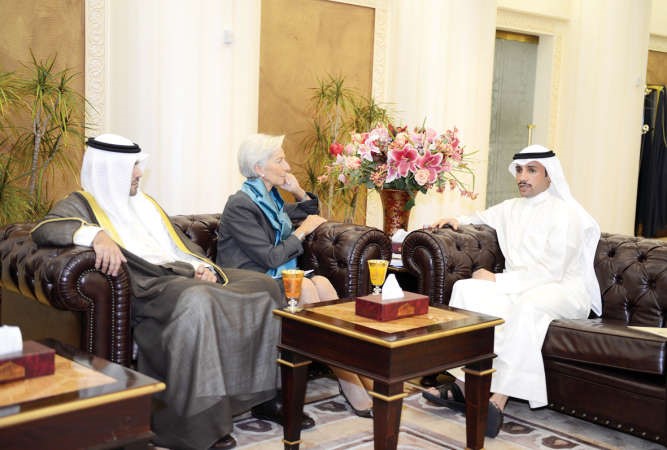 رئيس مجلس الامة مرزوق الغانم مستقبلا مديرة صندوق النقد الدولي بحضور وزير المالية انس الصالح﻿