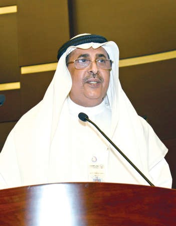 سليمان البصيري متحدثا خلال الافتتاح﻿