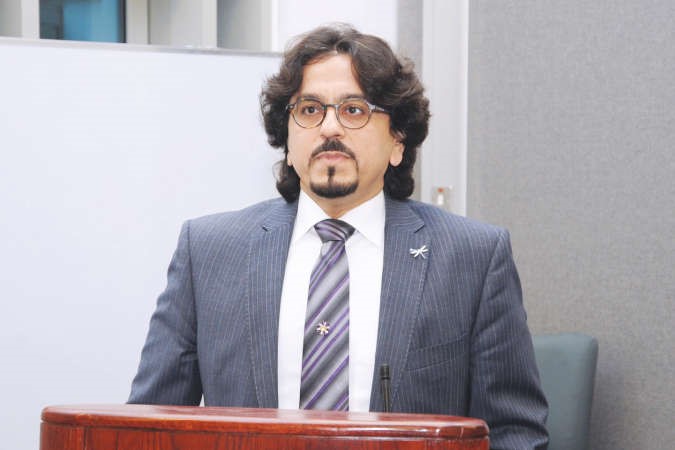د علي دشتي 