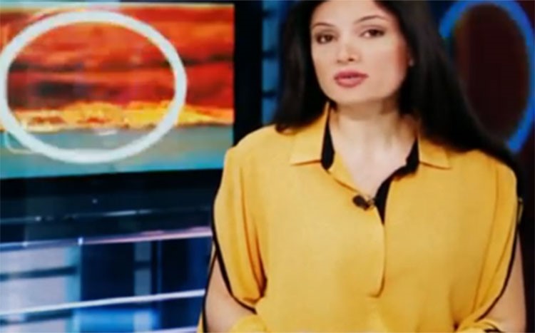 بالفيديو.. موقف يدفع مذيعة لبنانية للاعتذار على الهواء