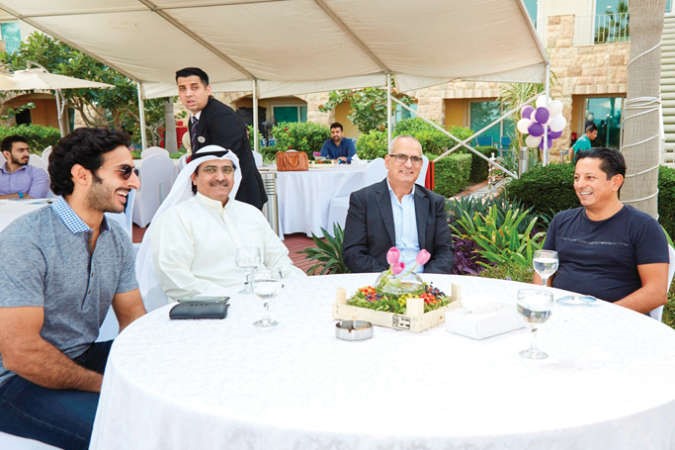 متابعة من الحضور