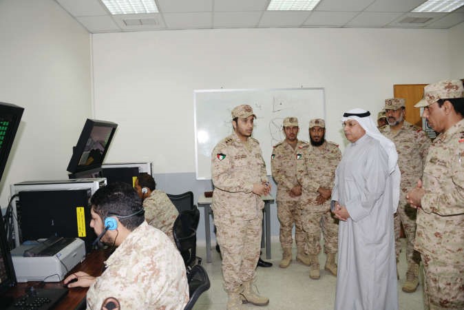 الشيخ خالد الجراح خلال الجولة التفقدية﻿